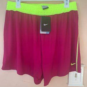 women’s nike shorts